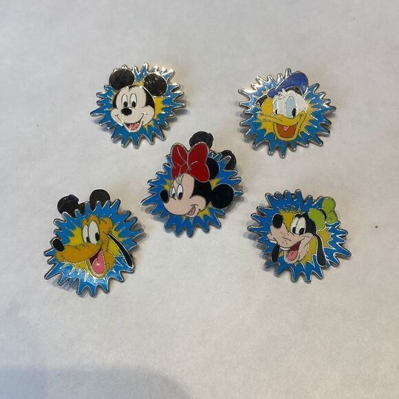 Disney Pin Trading Classic Set Mickey Minnie Mouse Donald Duck Goofy Pluto Lot B - Picture 1 of 9